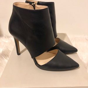 Banana Republic Lexia Pump Bootie
